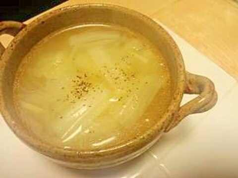 鶏ハムの茹で汁を使って。野菜スープ